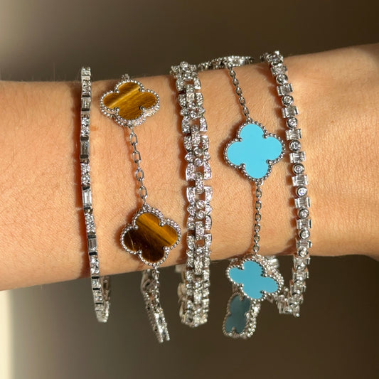 14KT White Gold Tiger’s Eye Ribbed Clover Bracelet