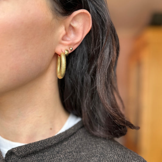 Estate 18KT Yellow Gold Mesh Oval Chunky Hoop Earrings