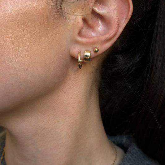 14KT Yellow Gold Thin Solid Round Hoop Earrings 15mm