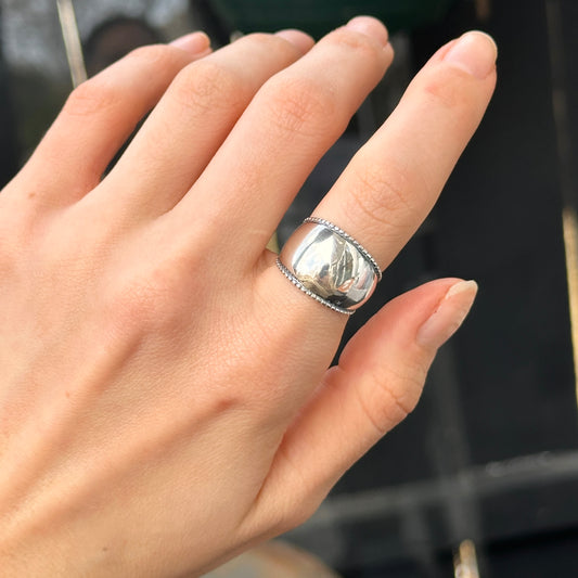 Sterling Silver Beaded Edge Band Ring