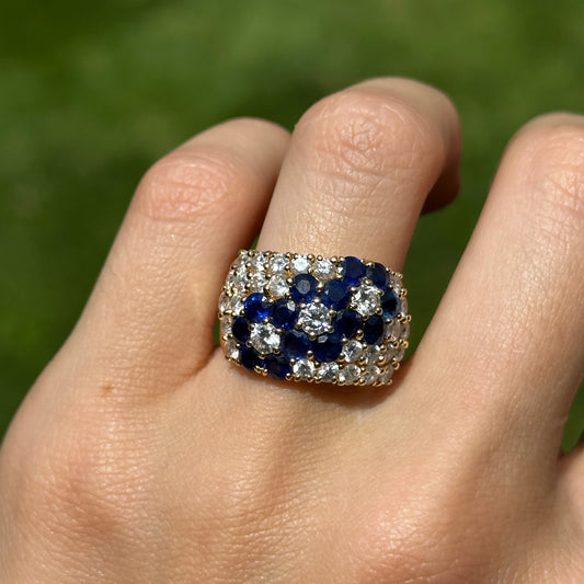 Estate 18KT Yellow Gold Blue Sapphire + Diamond Flower Band Ring