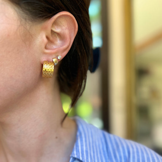 18KT Yellow Gold Basketweave 11.80mm Wide Hoop Earrings