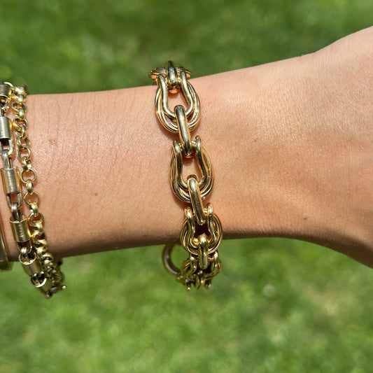 Estate 18KT Yellow Gold Toggle Clasp Horse-Bit Bridle Links Textured Bracelet