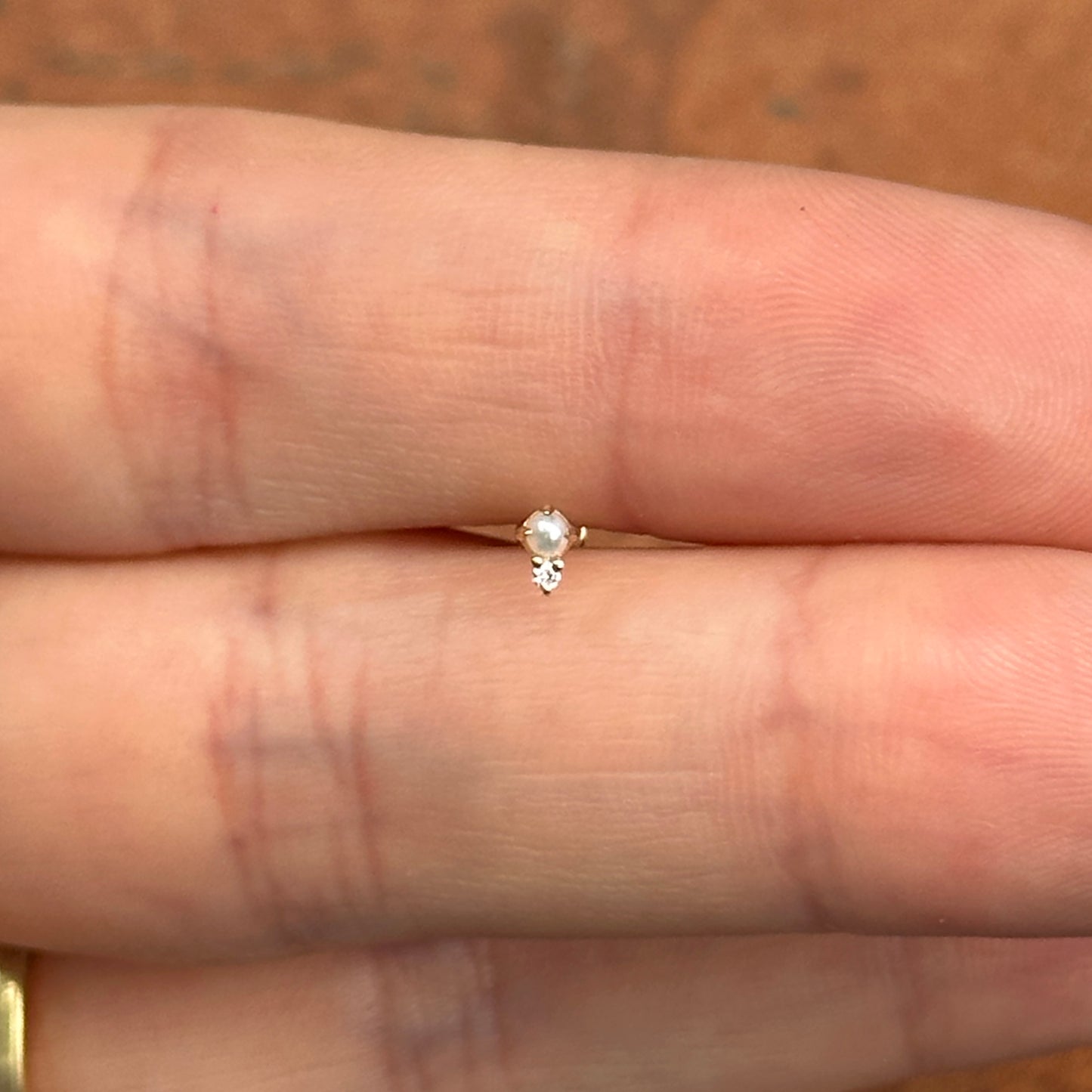 14K Yellow Gold Round Diamond + Pearl Small Nose Stud