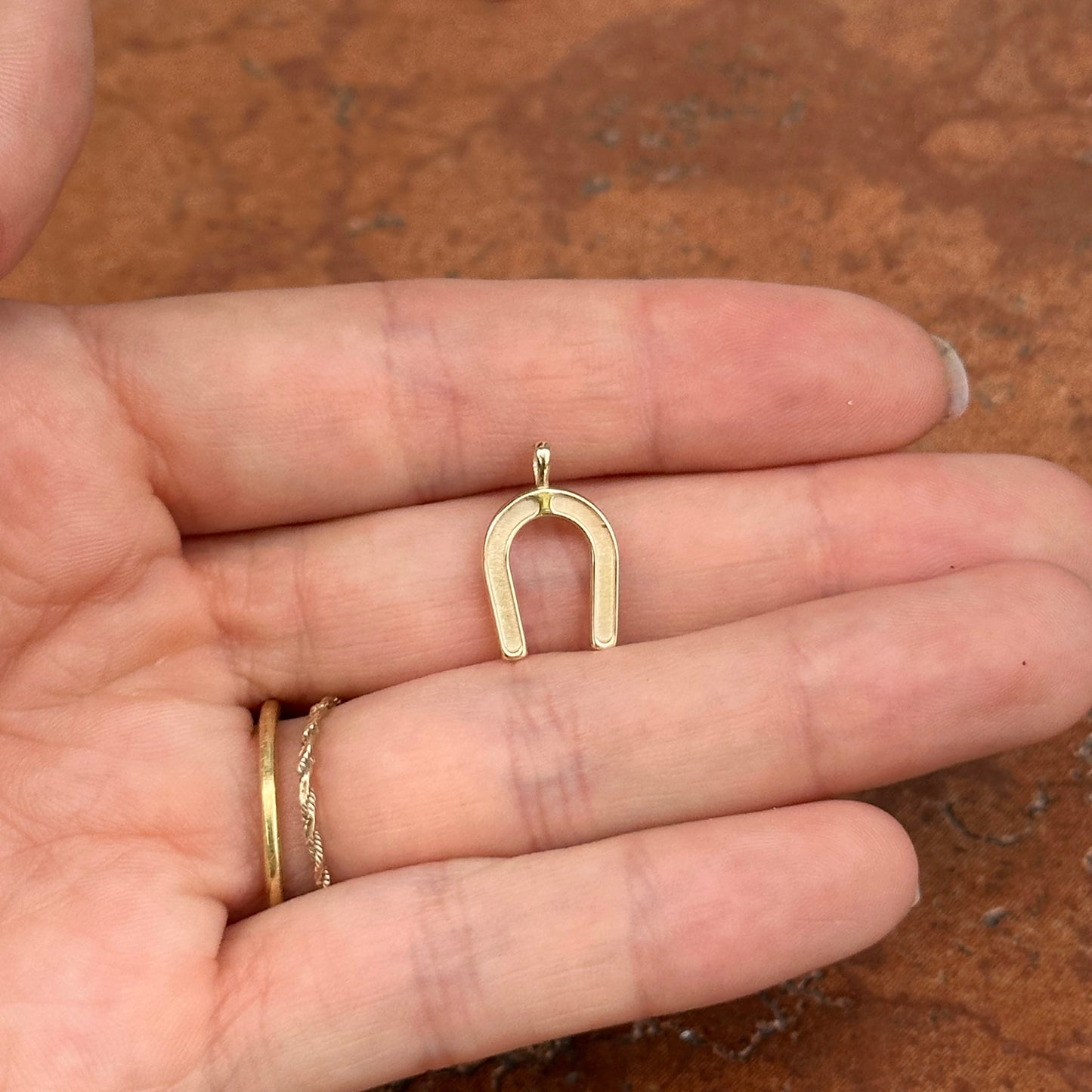 14KT Yellow Gold Matte Horseshoe Pendant Charm