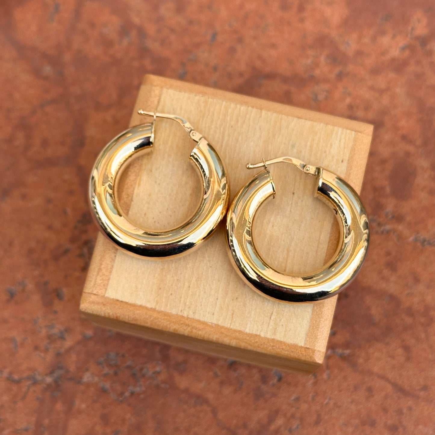 14KT Yellow Gold 6mm Tube Round Hoop Earrings 27mm