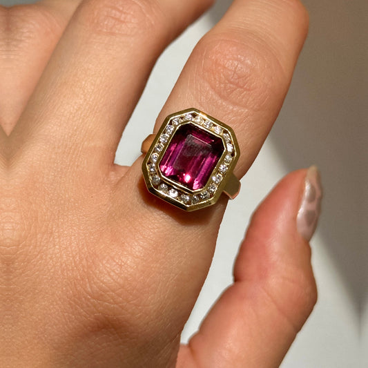 Estate 18KT Yellow Gold Bezel Raspberry Garnet + Diamond Halo Ring