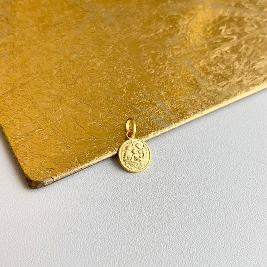 18KT Yellow Gold Matte Baptism Medal Pendant Charm 10mm