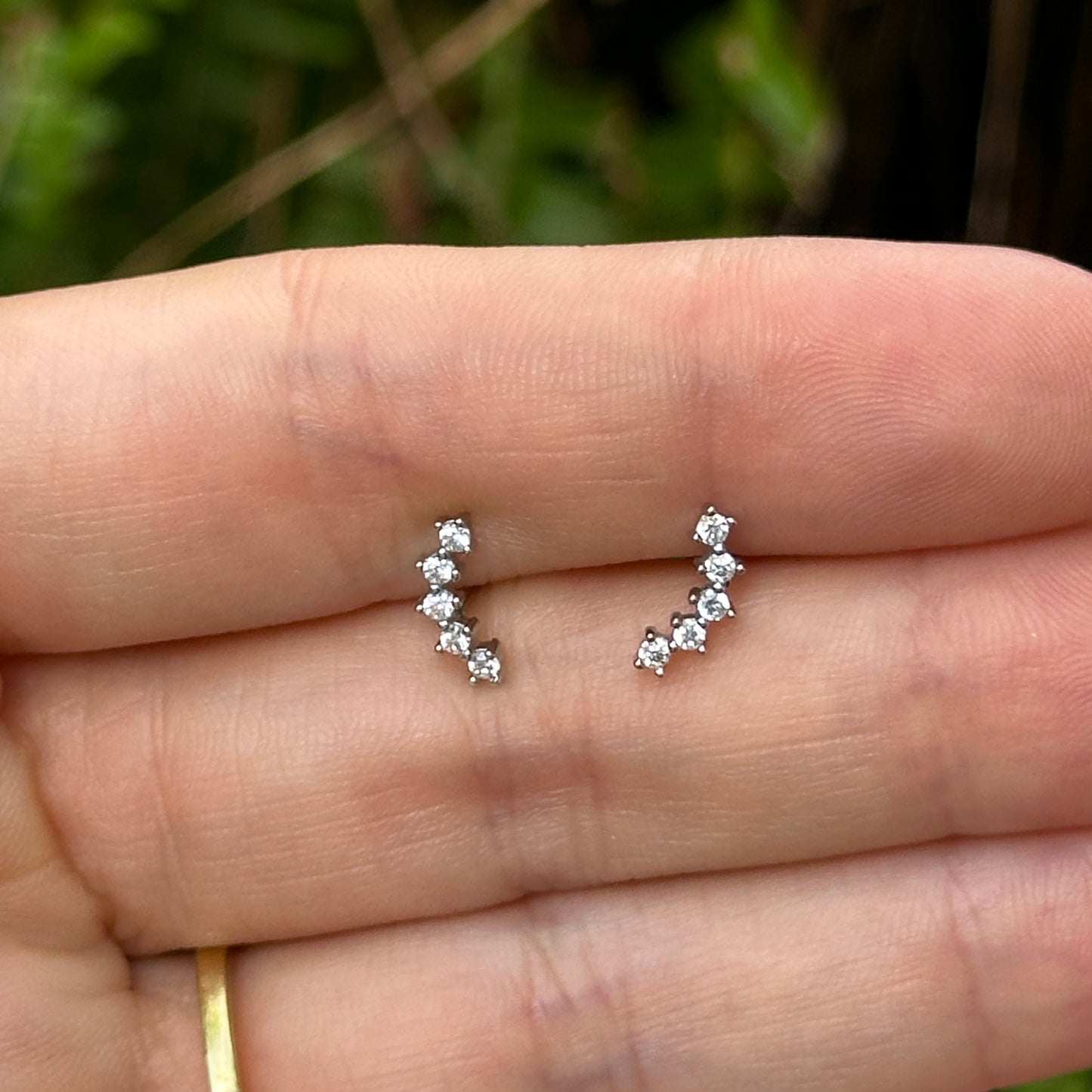Sterling Silver Curved Round Cubic Zirconia Stud Earrings