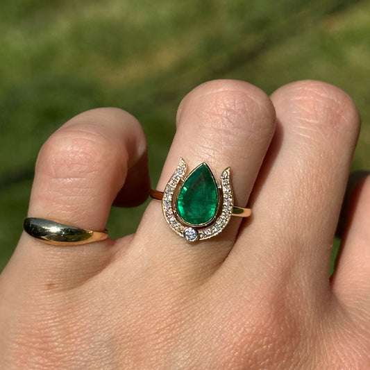 Estate 18KT Yellow Gold Pear 1.95 CT Emerald + Diamond Horseshoe Ring