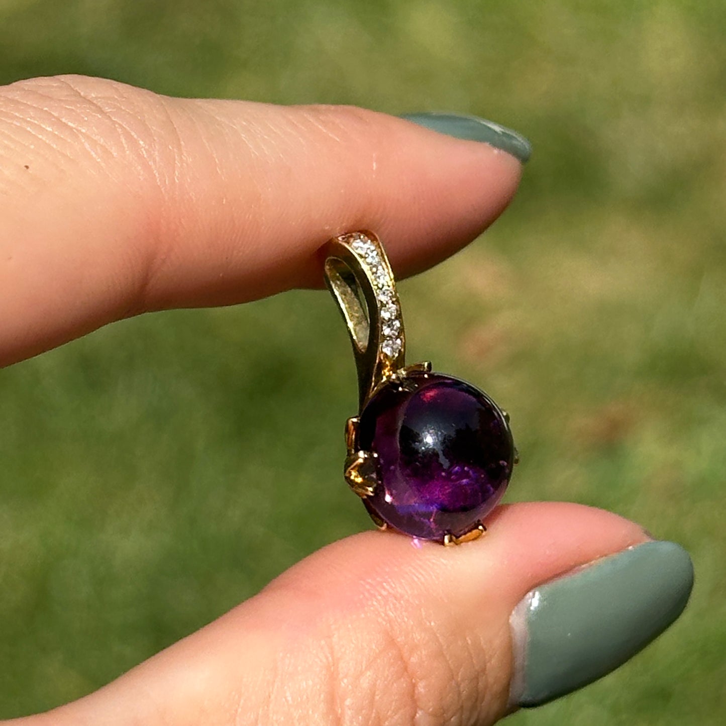 Estate 18KT Yellow Gold Cabochon Amethyst + Diamond Pendant Slide
