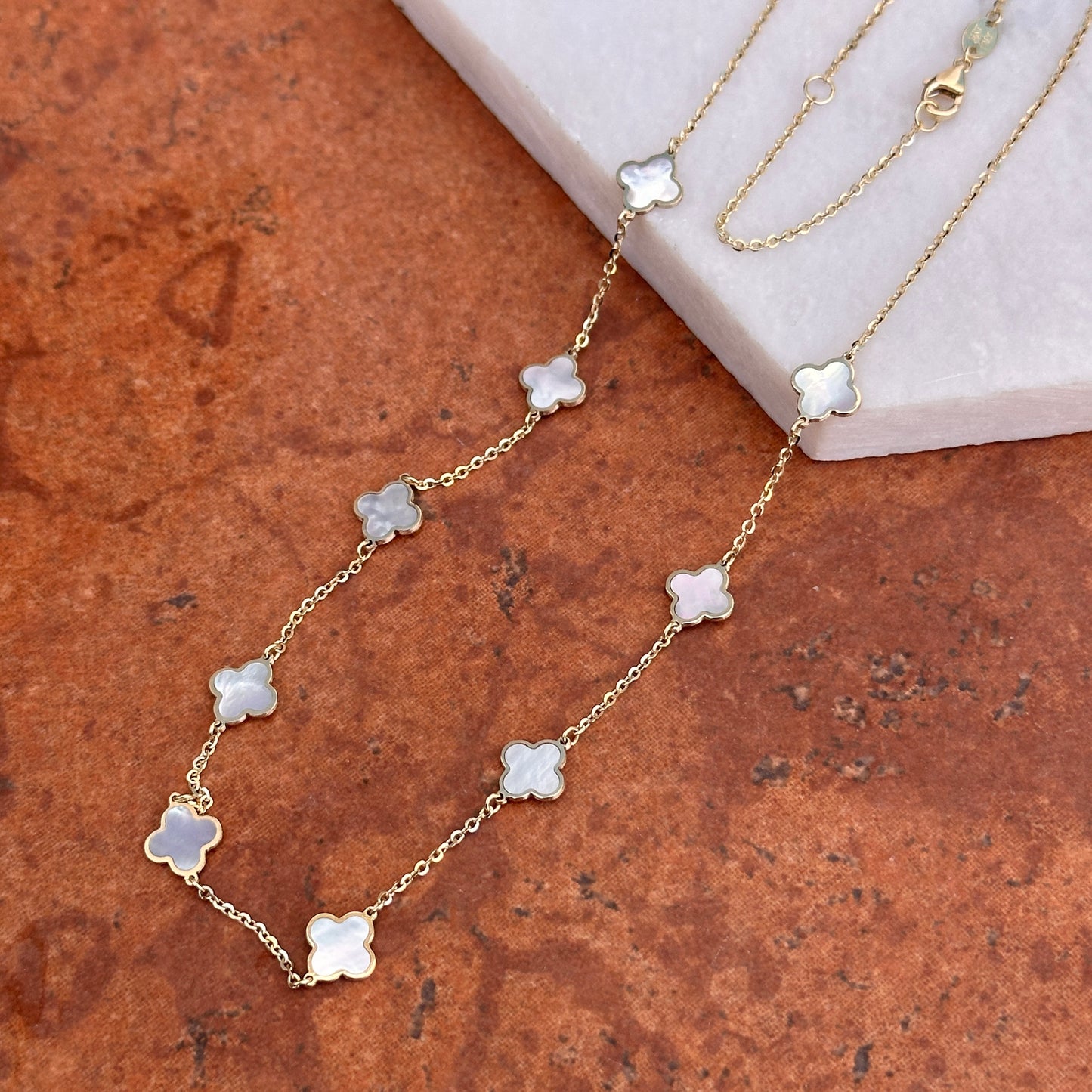 14KT Yellow Gold 7mm Mother of Pearl Clover Station Chain Necklace