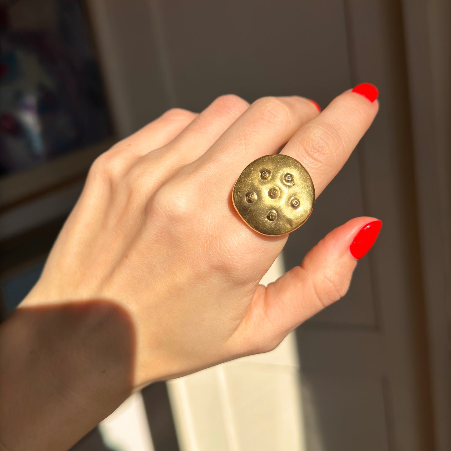 Estate 14KT Yellow Gold Handmade Hammered Round Band Ring 7 - LSJ