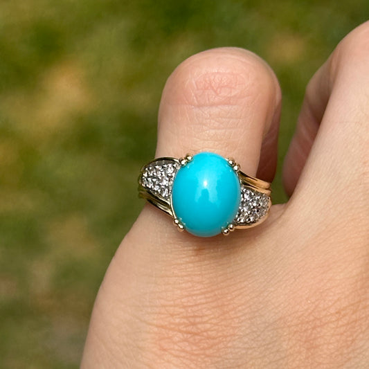 Estate 14KT Yellow Gold Oval Turquoise + Diamond Band Ring