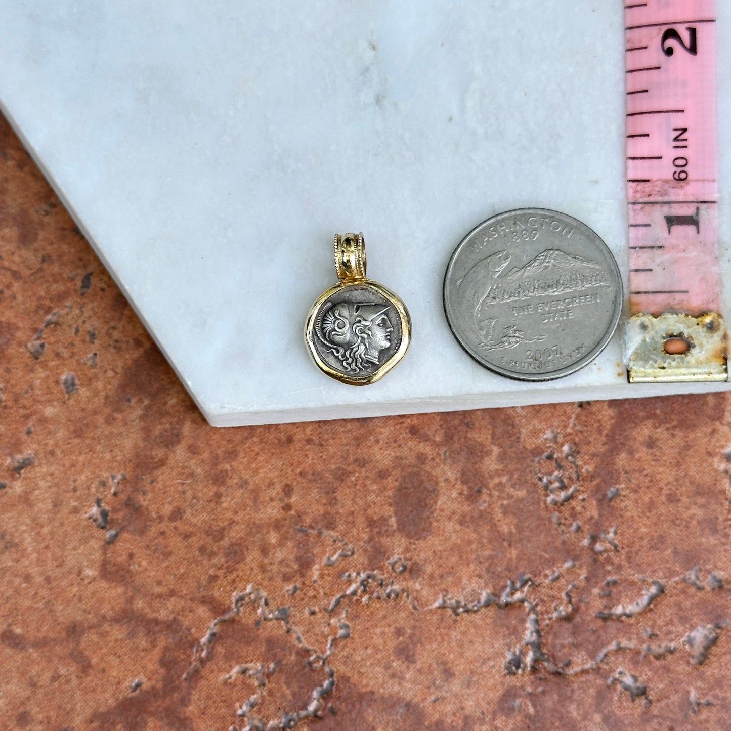 Estate 14K Yellow Gold & Silver Athena/King Pyrrhus Replica Coin Pendant
