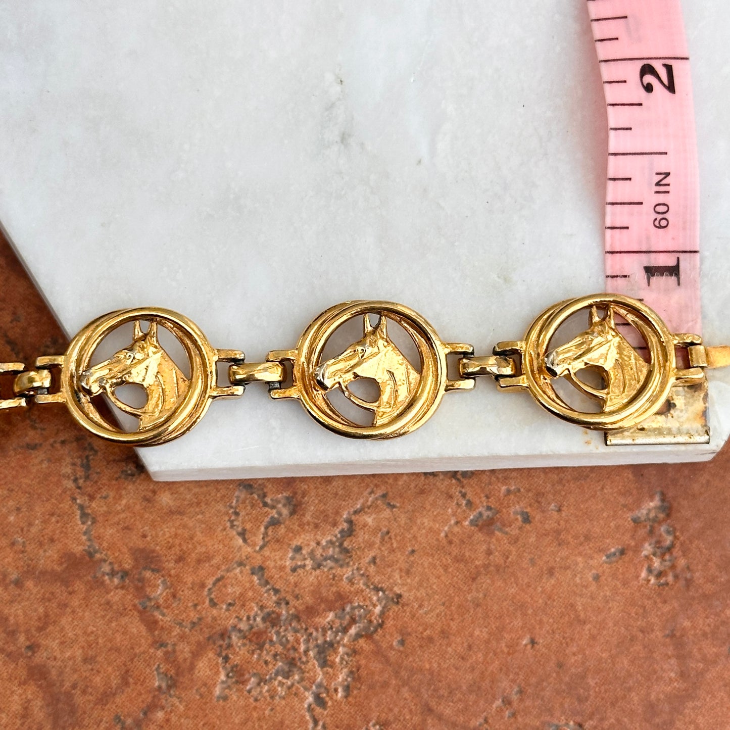 Estate Gold Tone Horse Head Circle Bracelet 7.5” - LSJ
