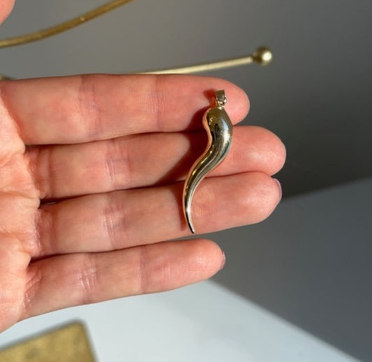 14KT Yellow Gold Italian Cornicello Corno Horn Pendant 39mm