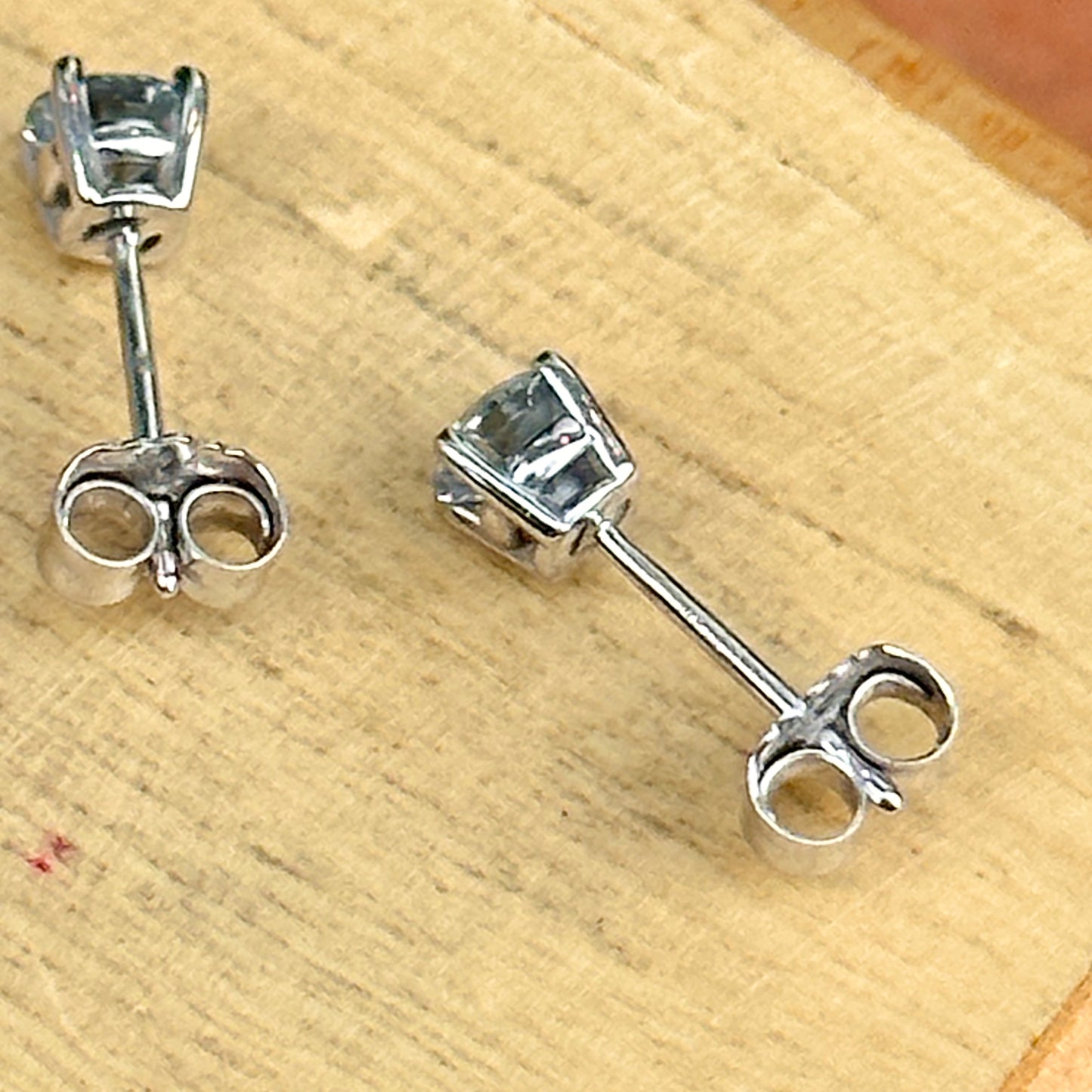 Estate 14KT White Gold .47 CT Light Blue Round Diamond Stud Earrings