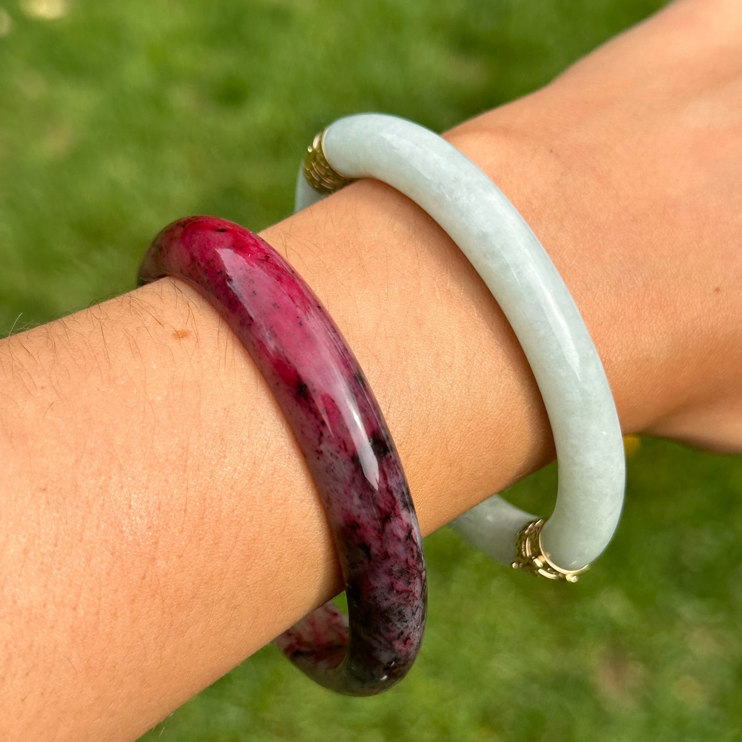 Estate Marbeled Chalcedony Slip-On Bangle Braceelt