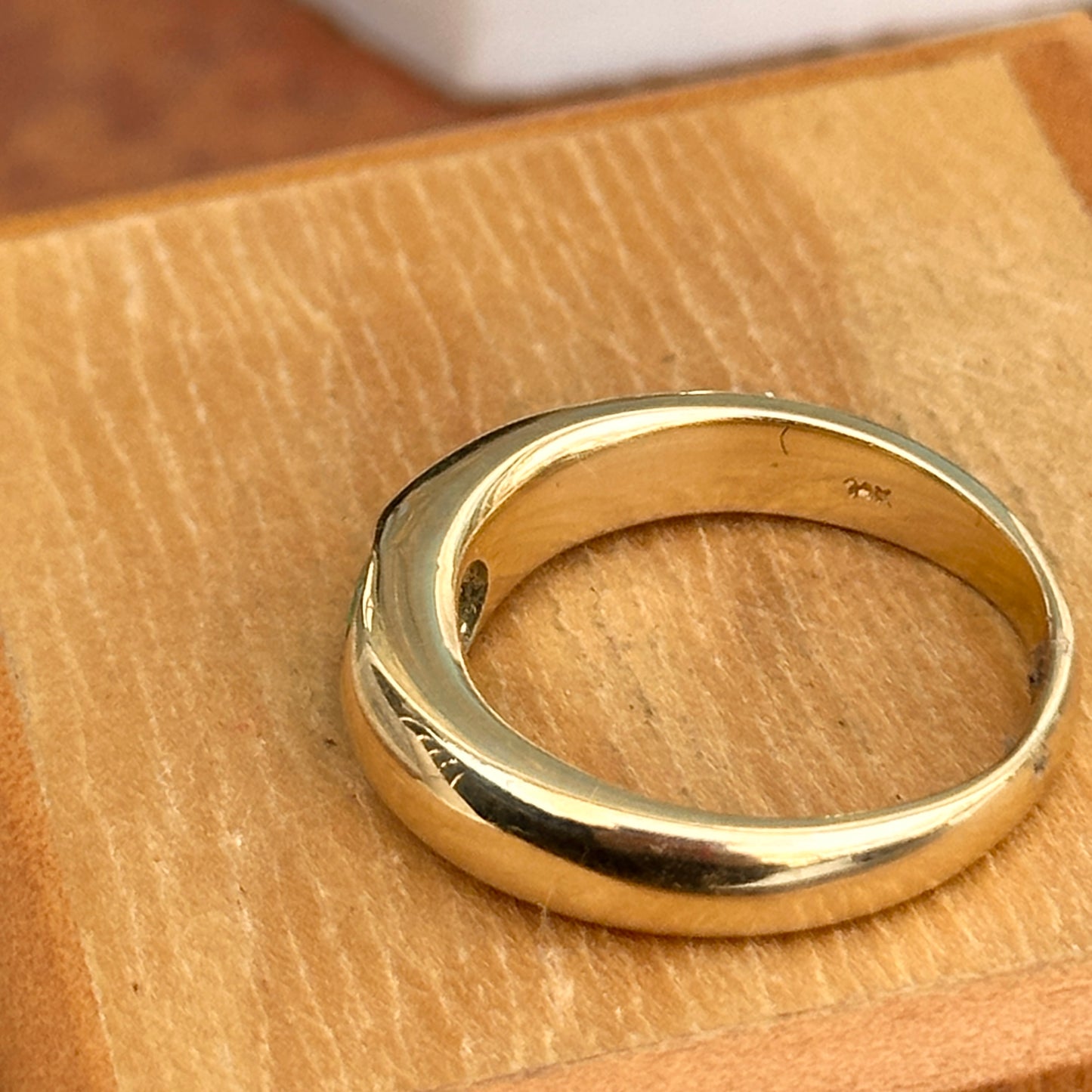 14KT Yellow Gold Oval .47 CT Emerald Dome Ring