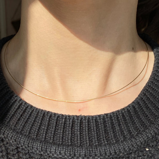 18KT Yellow Gold Neck Wire Necklace