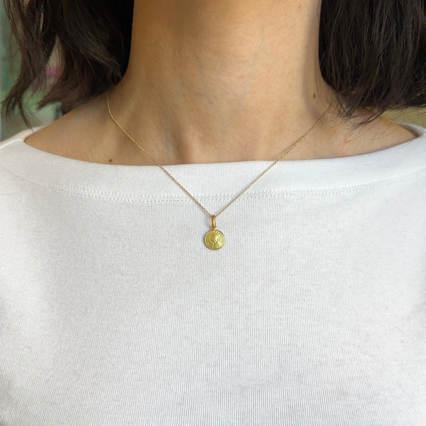 14KT Yellow Gold Virgin Mary SS Annunziata di Firenze Matte Medal Pendant Charm 10mm