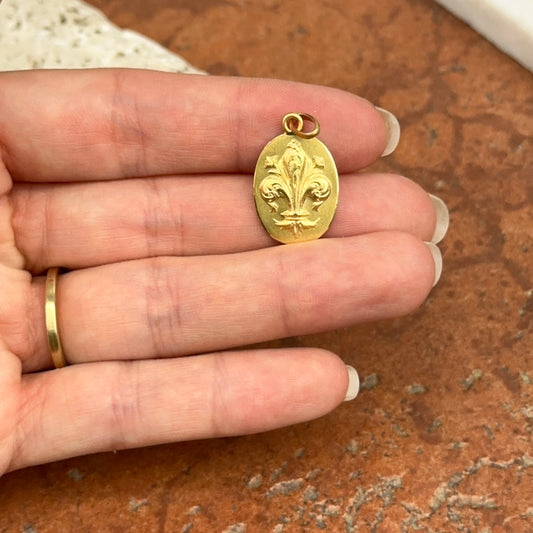 14KT Yellow Gold Matte Fleur de Lis Oval Medal Pendant