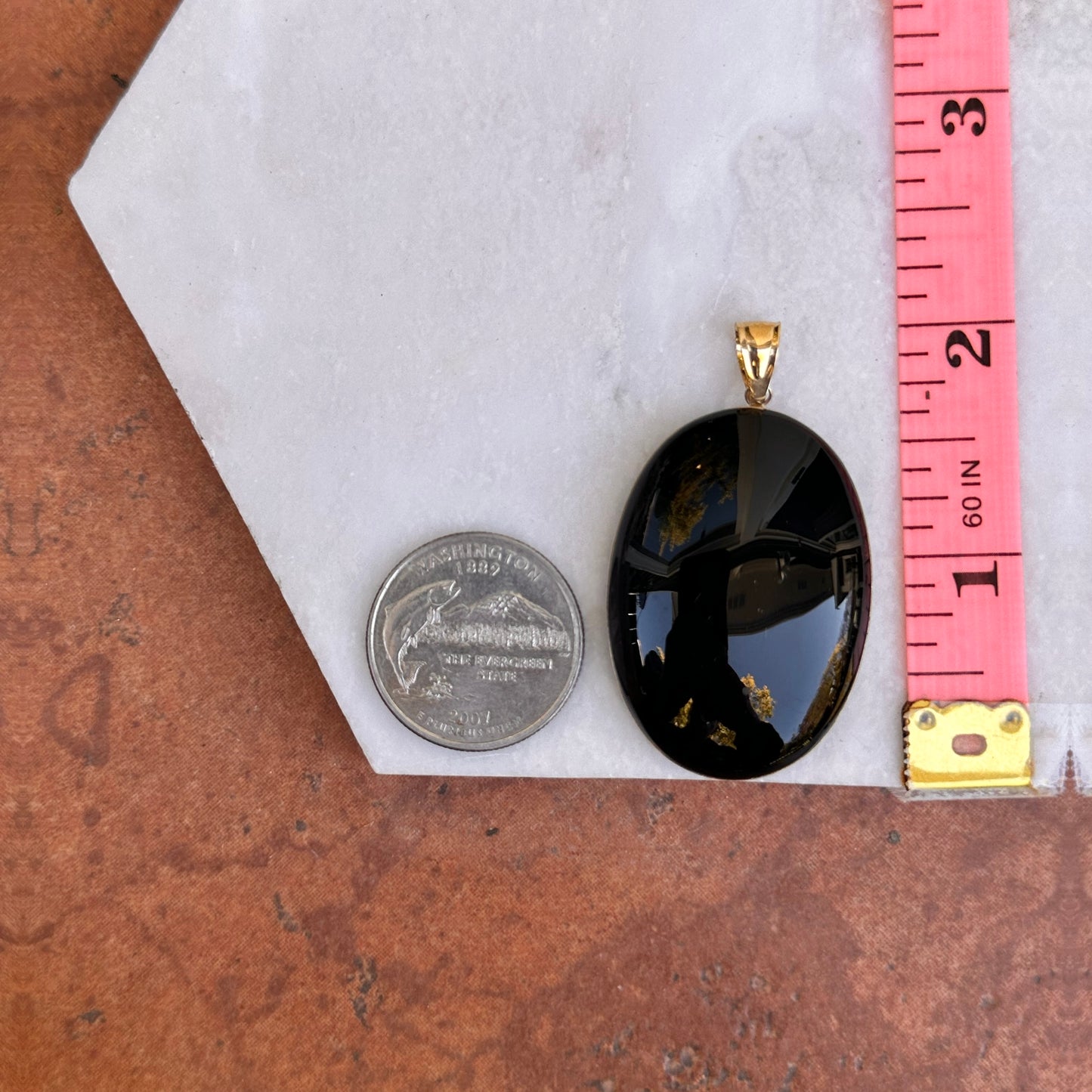 Estate 14KT Yellow Gold Oval Large Onyx Pendant