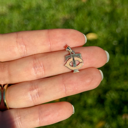 10KT Yellow Gold Minnesota Twins Logo Twin Cities Pendant Charm MN Baseball