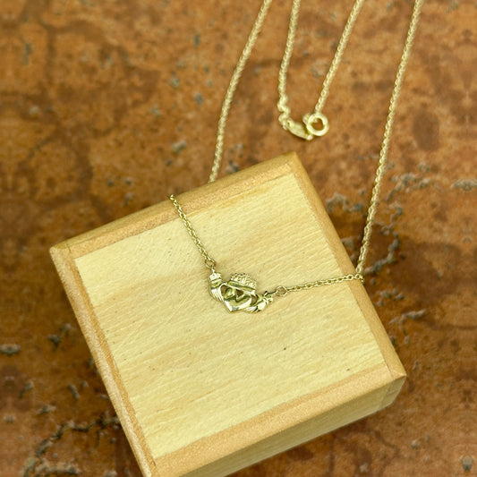 14KT Yellow Gold Celtic Claddagh Pendant Chain Necklace