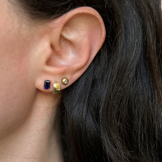 14KT Yellow Gold 1.8 CT Emerald-Cut Blue Sapphire Stud Earrings