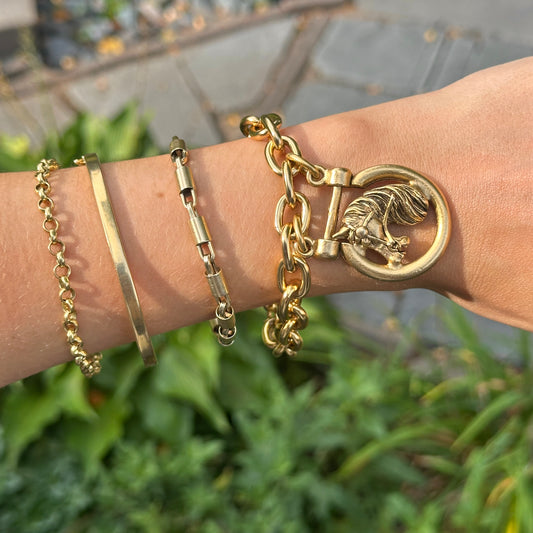 Yellow Gold-Plated Shackle Horse Head Oval Link Bracelet 8''
