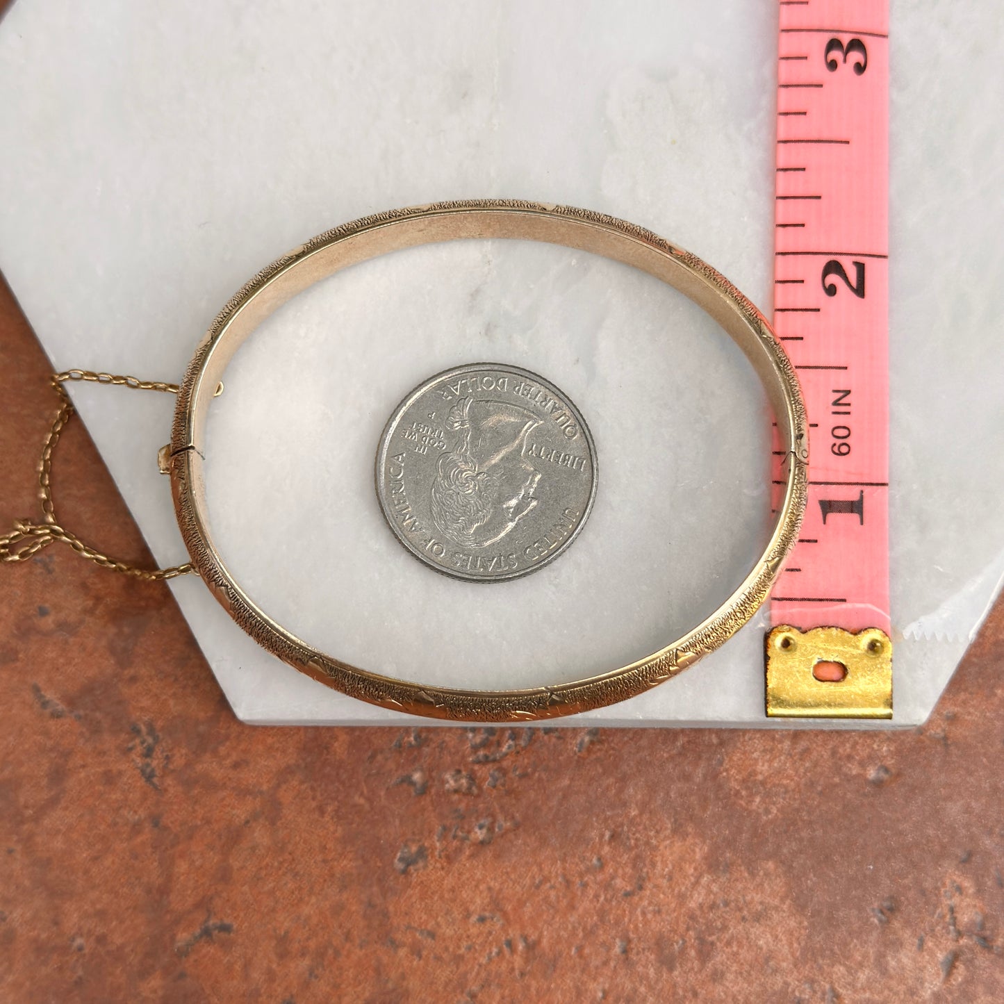 Estate 14KT Yellow Gold Etched Leaf Bangle Bracelet