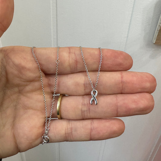 14KT White Gold Cancer Awareness Ribbon Pendant Chain Necklace