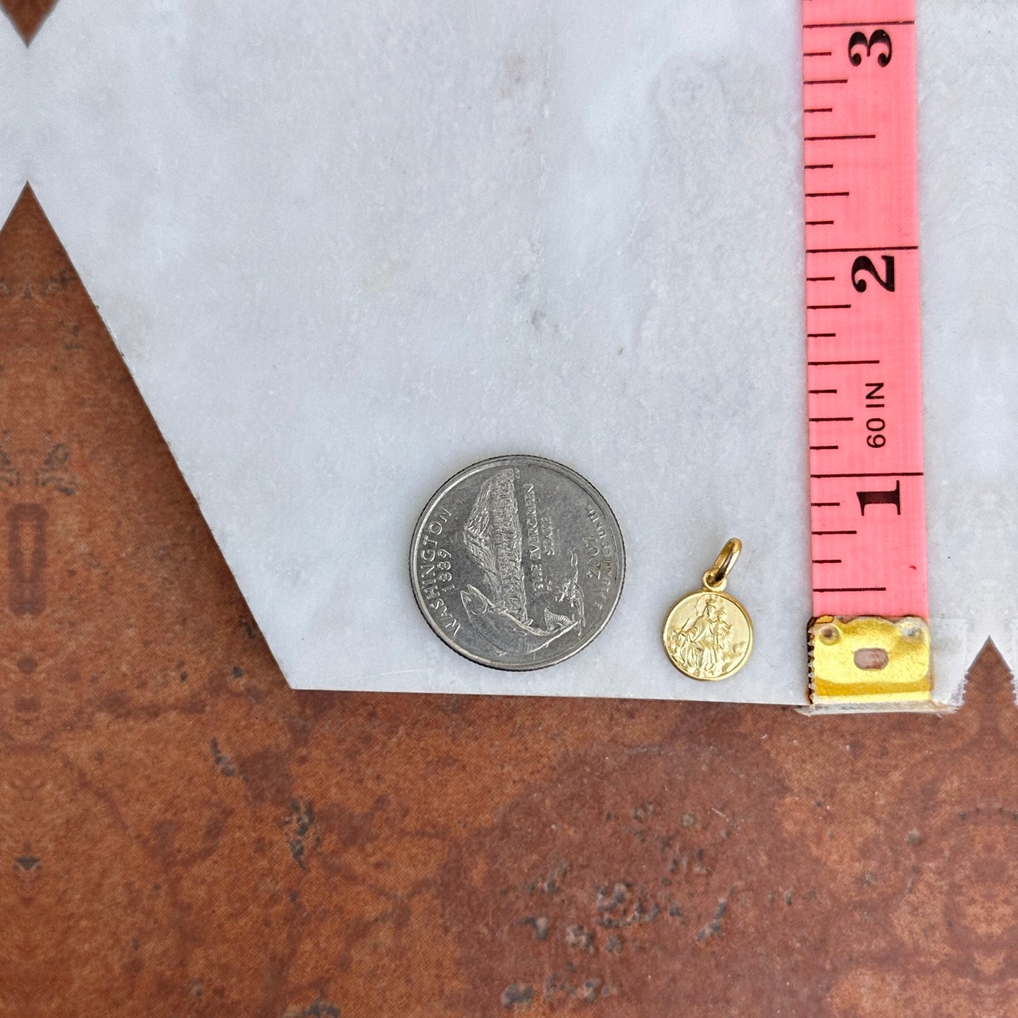 14KT Yellow Gold Matte Carmine Round Medal Pendant Charm 10mm