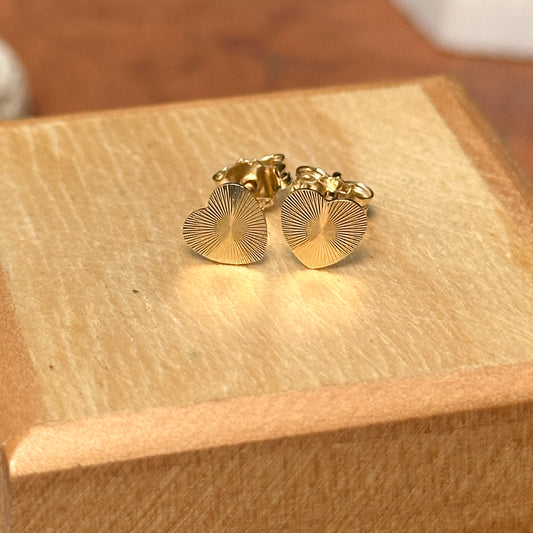 14KT Yellow Gold Ribbed Heart Stud Earrings