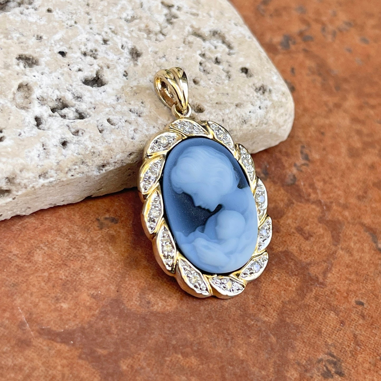 14KT Yellow Gold Mother + Baby Child Blue Cameo Diamond Frame Oval Pendant