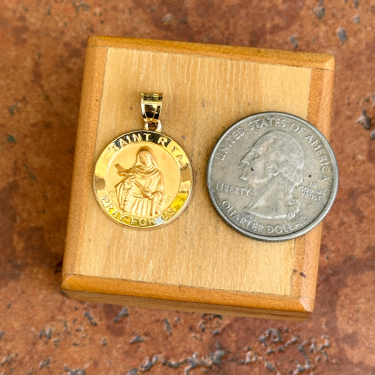 14KT Yellow Gold St Rita Round Medal Pendant 18mm