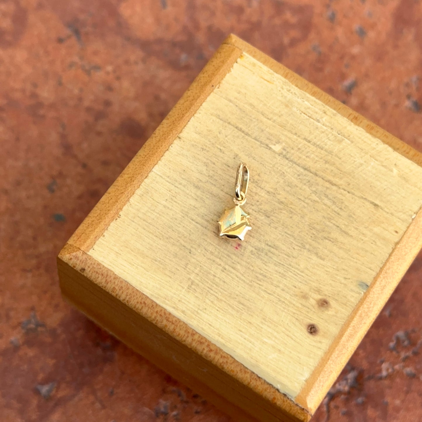 14KT Yellow Gold Mini Lime Green Ladybug Pendant Charm 5mm