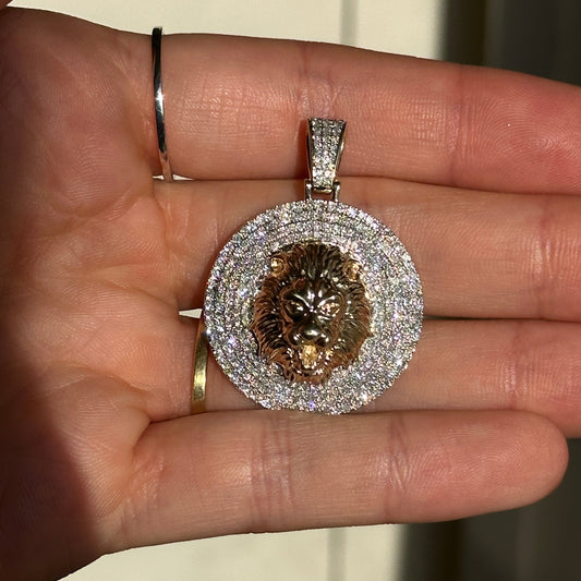 Estate 10KT Yellow Gold Pave Diamond Lion Head Pendant