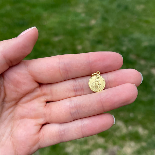14KT Yellow Gold Matte Miraculous Medal Round Pendant 12mm