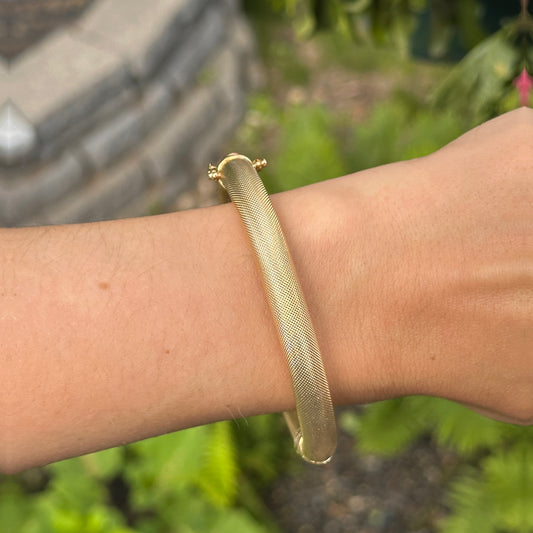 Estate 14KT Yellow Gold Mesh Bangle Bracelet