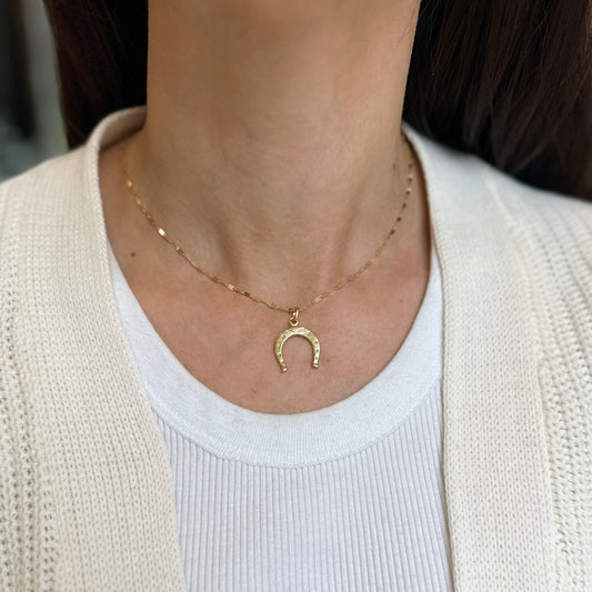 14KT Yellow Gold Stamped Horseshoe Pendant Charm 18mm