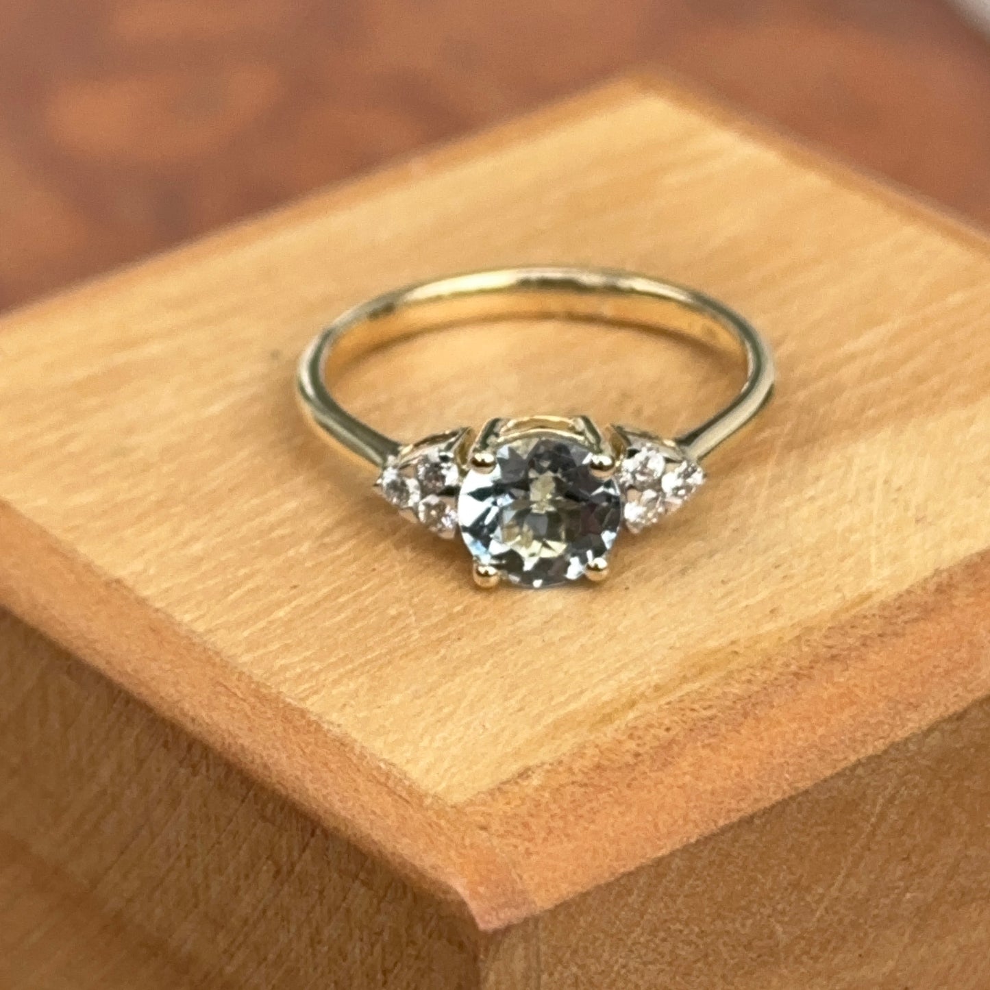 Estate 14KT Yellow Gold Round Aquamarine + Diamond Accent Band Ring