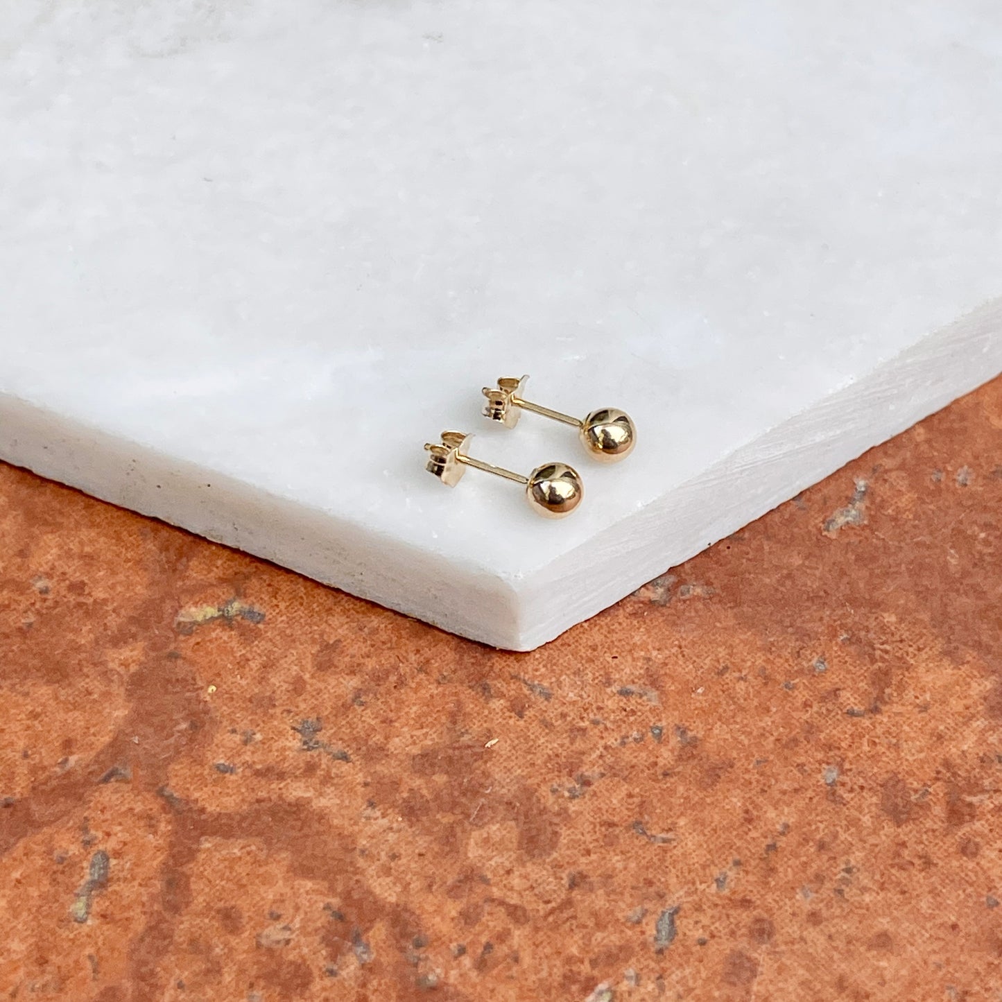 14KT Yellow Gold 3mm Ball Stud Post Earrings