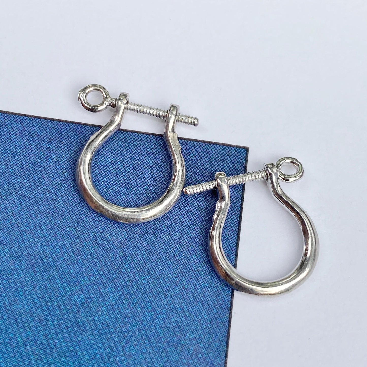 Sterling Silver Polished Small Shackle Link Screw in Half Hoop Earrings