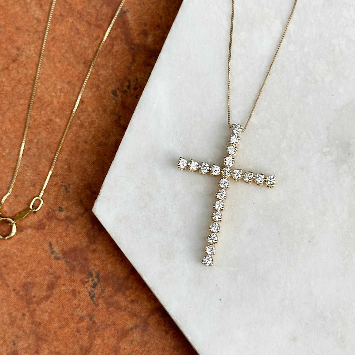 Estate 10KT Yellow Gold Lab Diamond .75 CT Cross Necklace