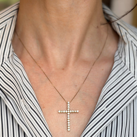 Estate 10KT Yellow Gold Lab Diamond .75 CT Cross Necklace
