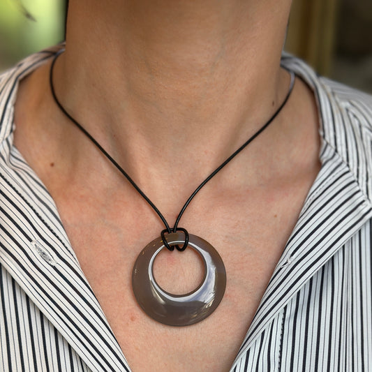 Estate Lavender Agate Round Pendant 45mm