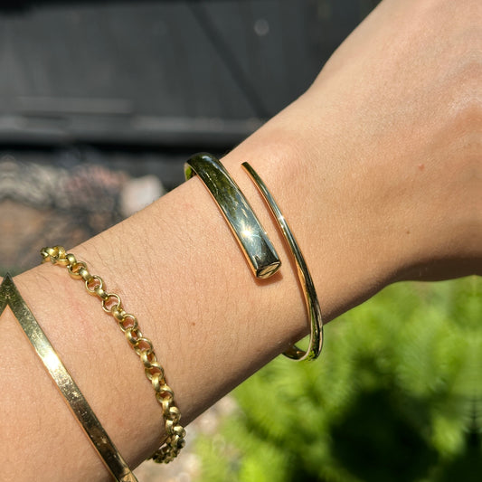 18KT Yellow Gold Bypass Cuff Bangle Bracelet